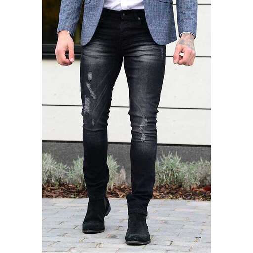 men's casual jeans with a white tee and a white tee