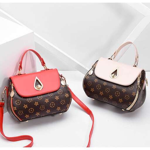 i'm in love with this bag!