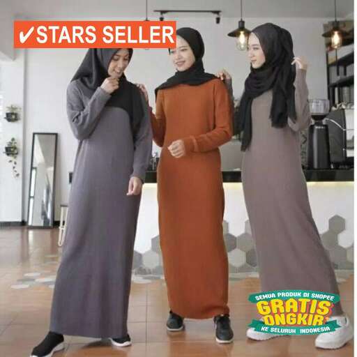 a group of young women in long - sleeved black and white outfits.