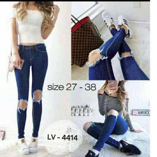 jeans with a white top