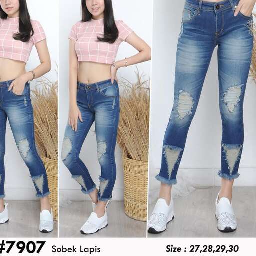 jeans with a high waist