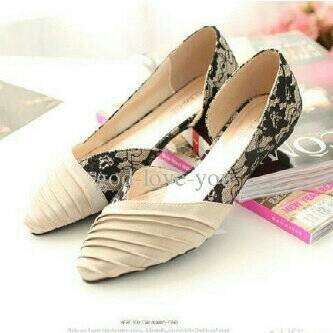 these shoes are made from a shoe.