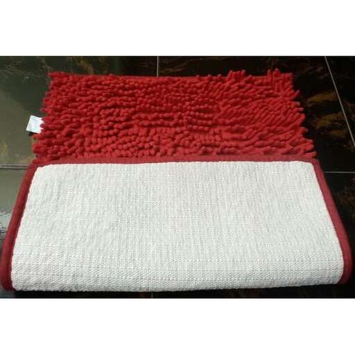 towel with a red border