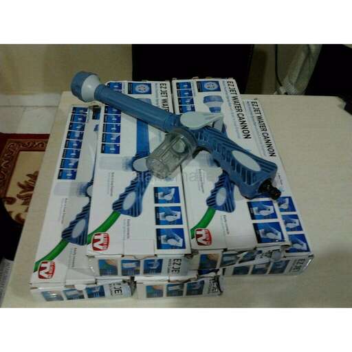 a toothbrush and toothbrush on a box.