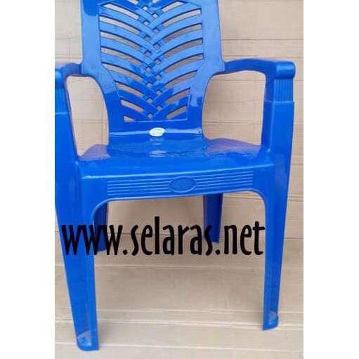 i want this chair for my room!