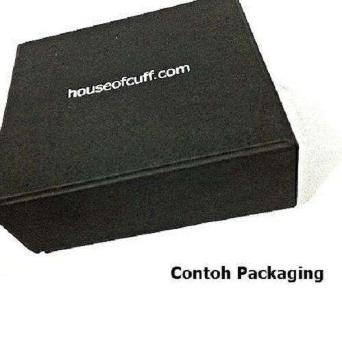 a box that is made of black plastic.
