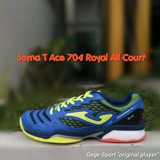 a sneaker that is now available for all seasons