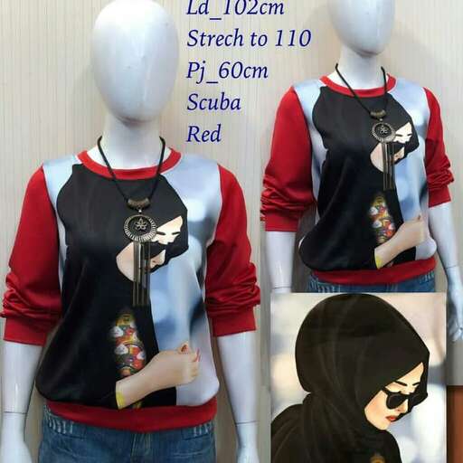 a black and red t - shirt with a long sleeved top.