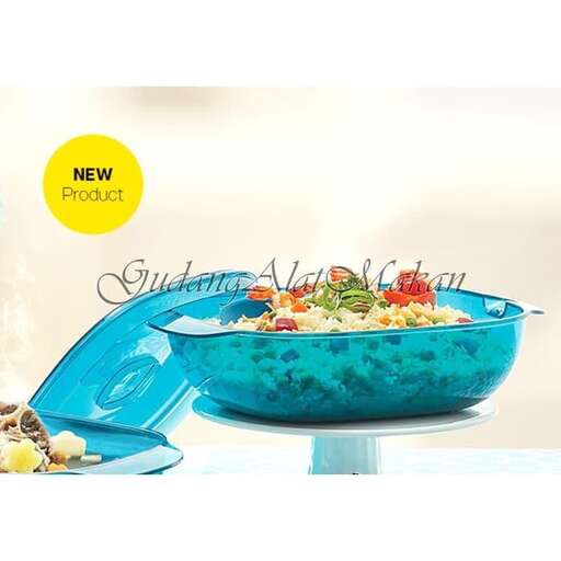 a bowl of food on a table