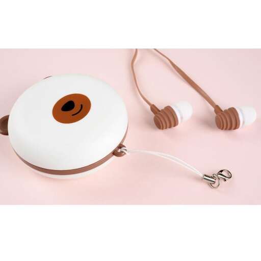 a mouse with a wooden headphones on a pink background.