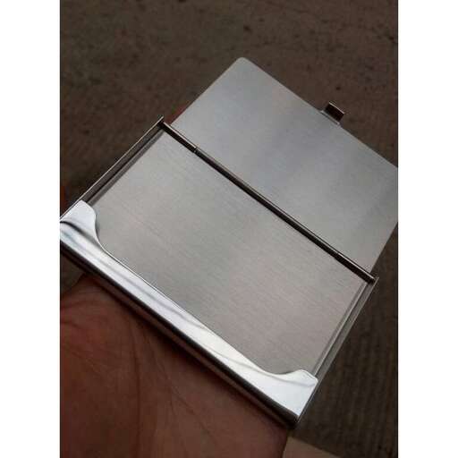 the metal is a very high quality and is a great choice for your hand.