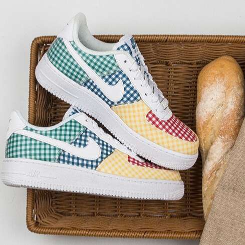 a loaf of bread next to a loaf of bread.