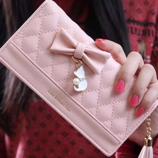 pink nails with a heart