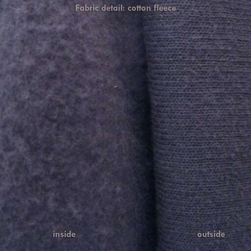 the texture of the fabric is very soft and soft.
