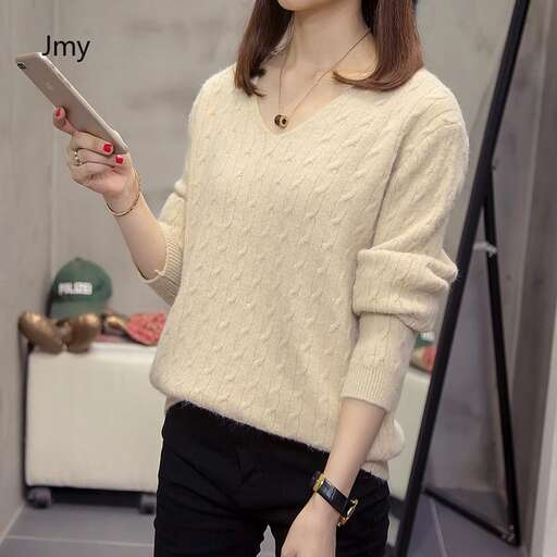 i love the shape of this sweater.