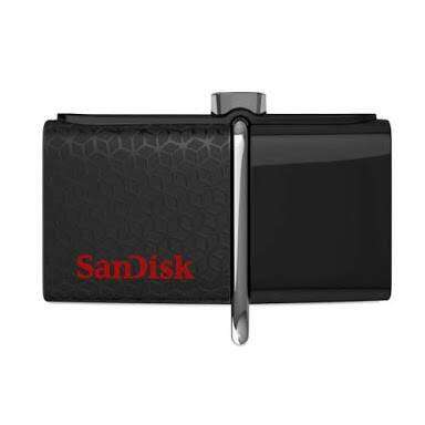 a wallet that is made of plastic