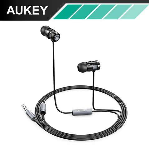 coiled usb cable compatible with the video game platform