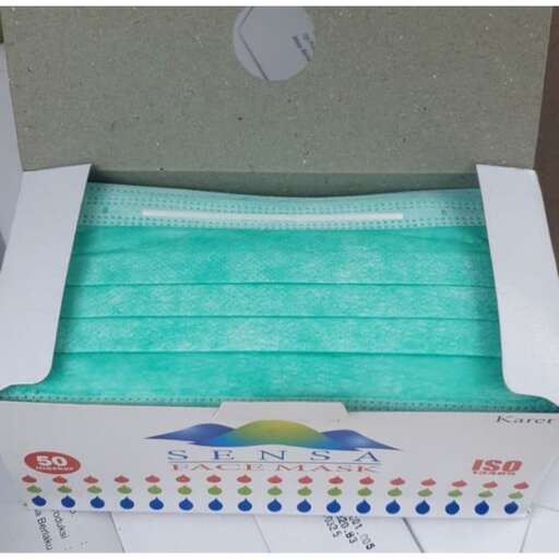 the box is in white