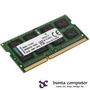 computer - i'm not sure what this is, but it's a computer keyboard in the middle of the picture.