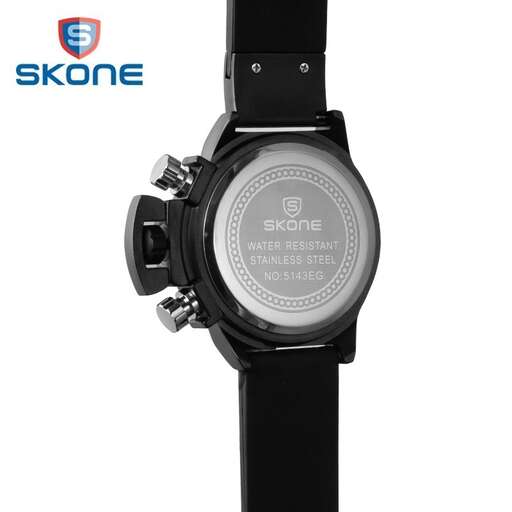 the watch is made from recycled plastic and has been designed to help keep the watch warm.