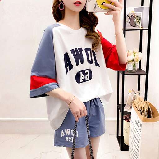 i love the shirt and the shirt.