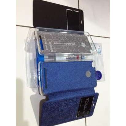 a blue and black cell phone and a blue case