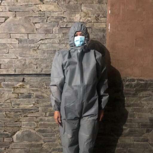 i'm not sure what this is, but i'm not sure if i'm wearing a mask.