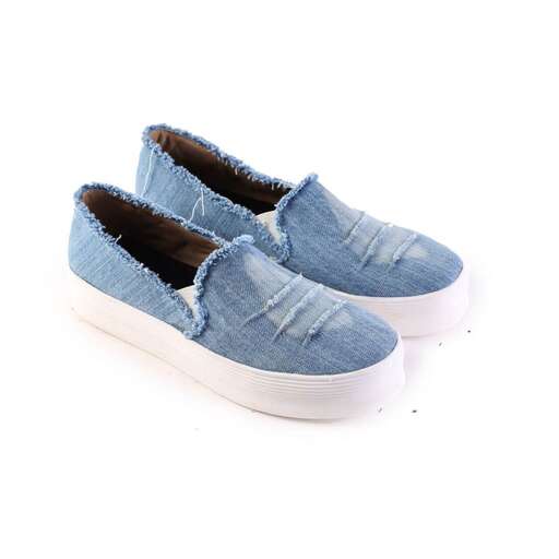 blue denim shoes in light blue