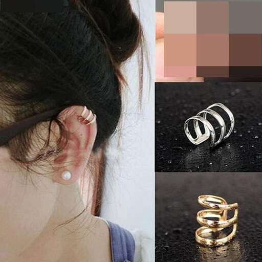 a close up of the rings