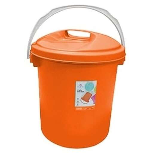 a plastic container with a handle on top of it.