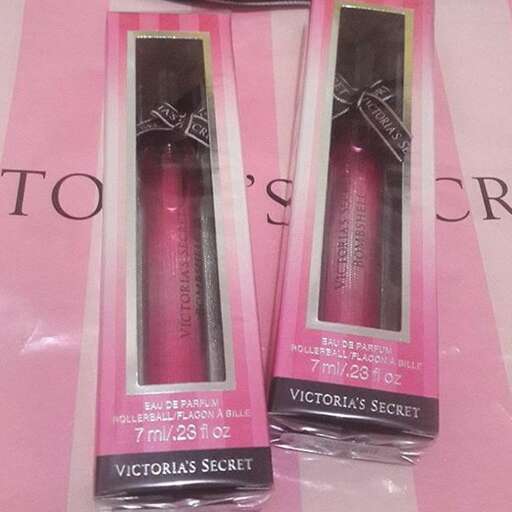 i love this pink lipstick in pink!