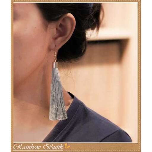 earrings in gold with a silver metal frame