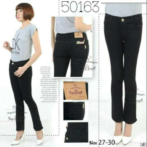 how to wear jeans in the winter