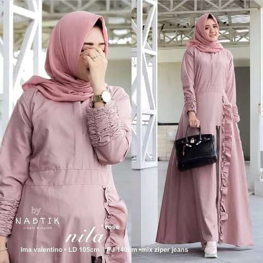person is a fashion designer and designer.