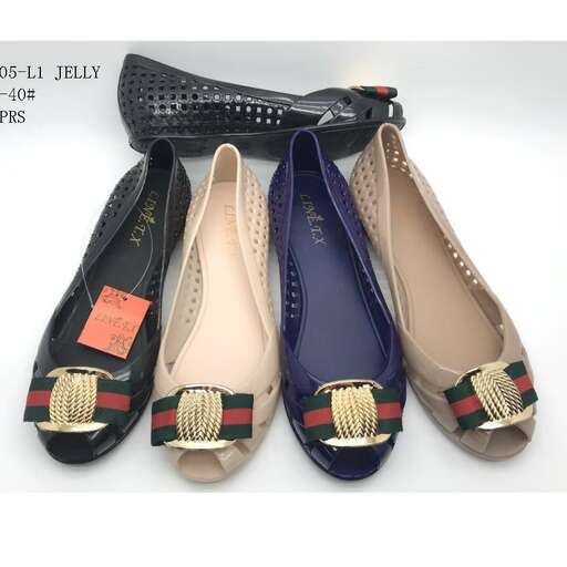 a pair of shoes with a leather belt and a leather belt.