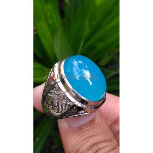 a ring made of glass