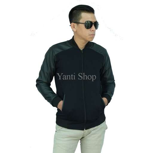 men's black men's jacket with a white background