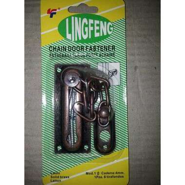 a package of metal tools that are in a package.